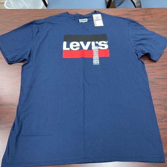 NWT Mens Levi’s Navy Tee Shirt - Picture 1 of 3